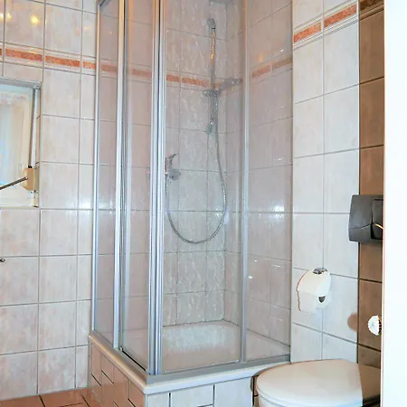 Waldsiedlung 18 Haus 12 Wo 1 Apartament